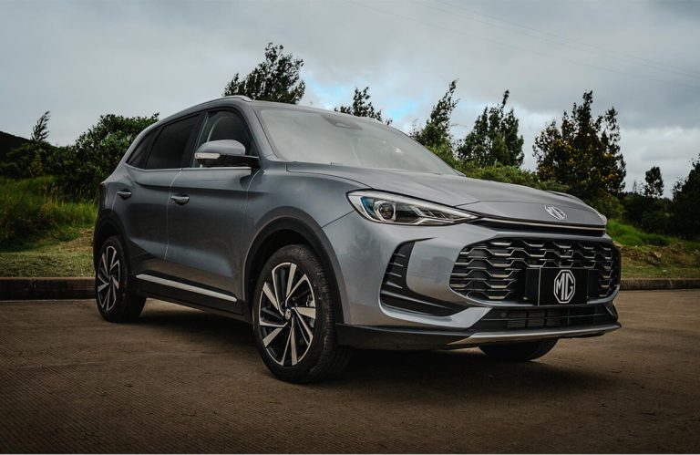 mg-zs-hybrid-exterior-03